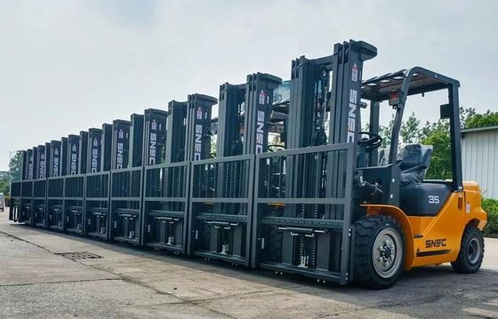 6600LBS 7700LBS Κατασκευαστές ανελκυστήρων ντίζελ 3500kg Ανελκυστήρες ντίζελ
