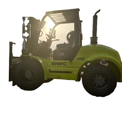 3000 kg 3500 kg Τετρακίνητο ανεμοφόρο με τριπλό στύλο