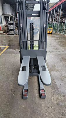 Ηλεκτρικό φορτηγό στοιβακτηρίου 2000 kg