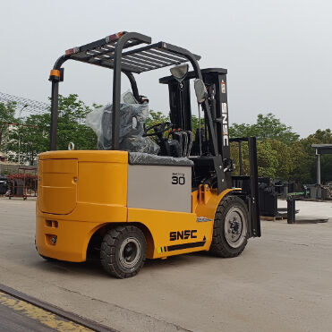 3000kg Load Capacity Electric Forklift with Long Working Time and Fast Charging